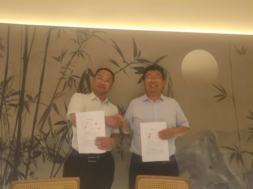 恭賀張嘯宇先生成為鄭東新區首位“素書之梳”合伙人！